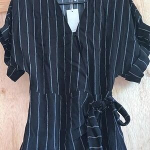 MELLODAY (MINOR DAMAGE) Striped Wrap Dress Short Sleeve Casual Black Size MEDIUM